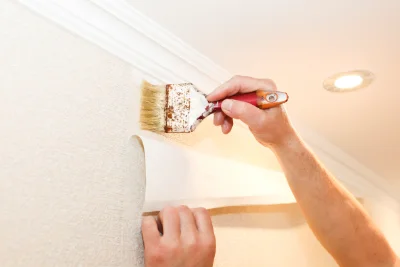 Pose de papier peint à Treslon — revêtements muraux et toiles de verre